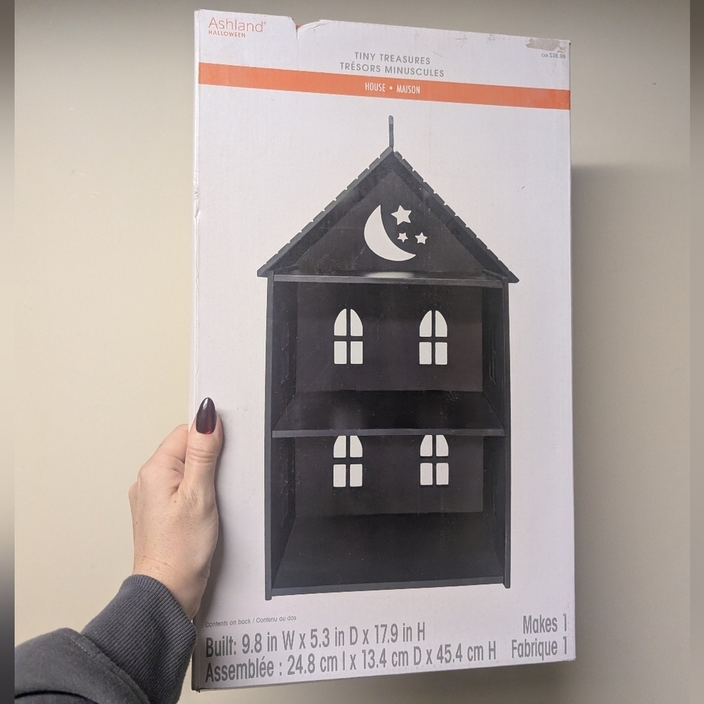 Ashland Black Doll House